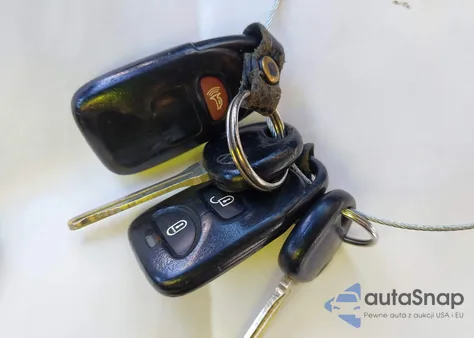 2009 Hyundai Santa Fe Se z USA, uszkodzony, nr VIN 5NMSH13E19H238922